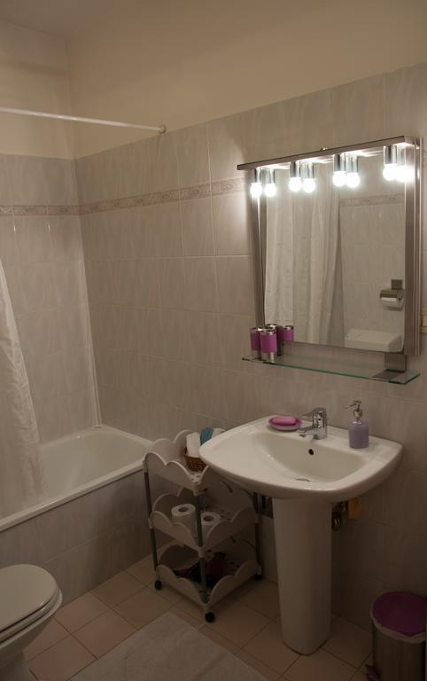 Le Ortensie Di Via Rossetti Bed & Breakfast Trieste Eksteriør bilde